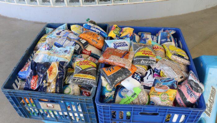 Secretaria de Esportes realiza doação de 160 quilos de alimentos ao Fundo Social