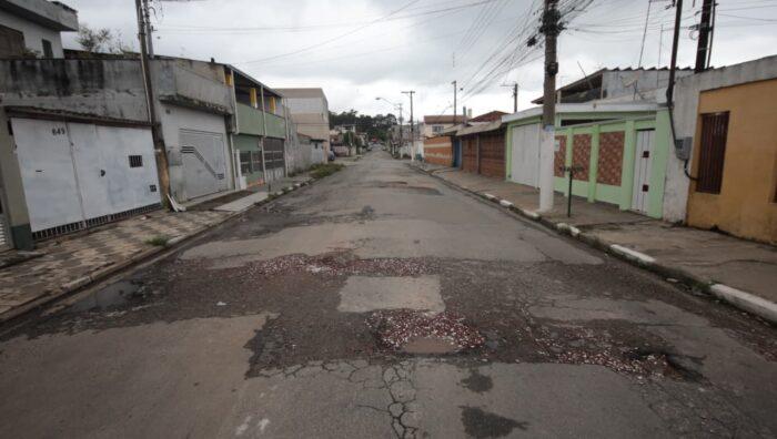 Prefeito anuncia que trechos das ruas Euclides Damiani e Carlos Molteni serão revitalizados