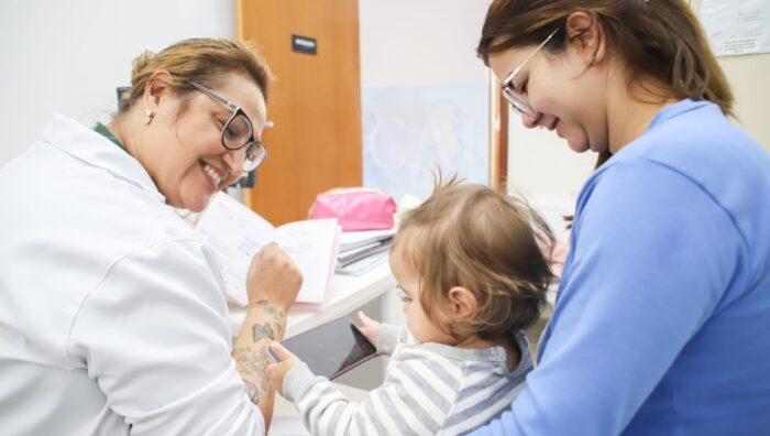 Suzano aplica 3,1 mil vacinas contra a gripe e amplia prevenção com ações de saúde bucal no ‘Dia D’